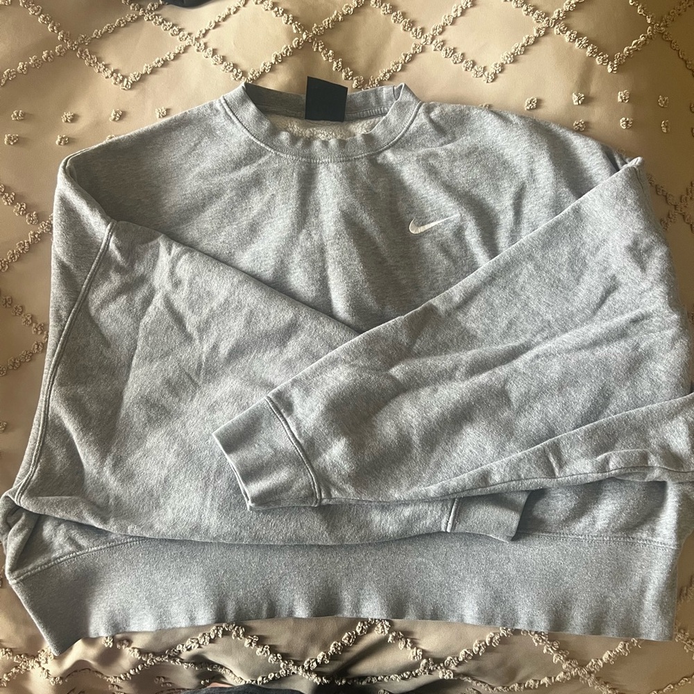 Nike sweater